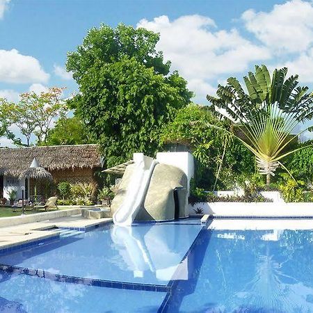Marcosas Cottages Resort Moalboal Exterior photo