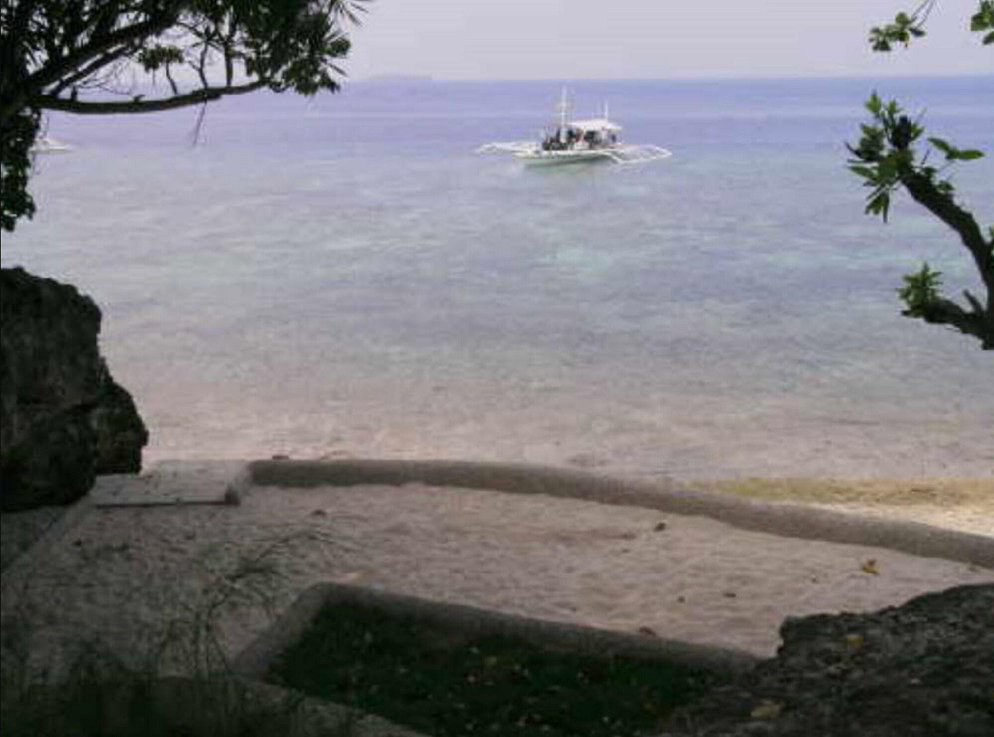 Marcosas Cottages Resort Moalboal Exterior photo
