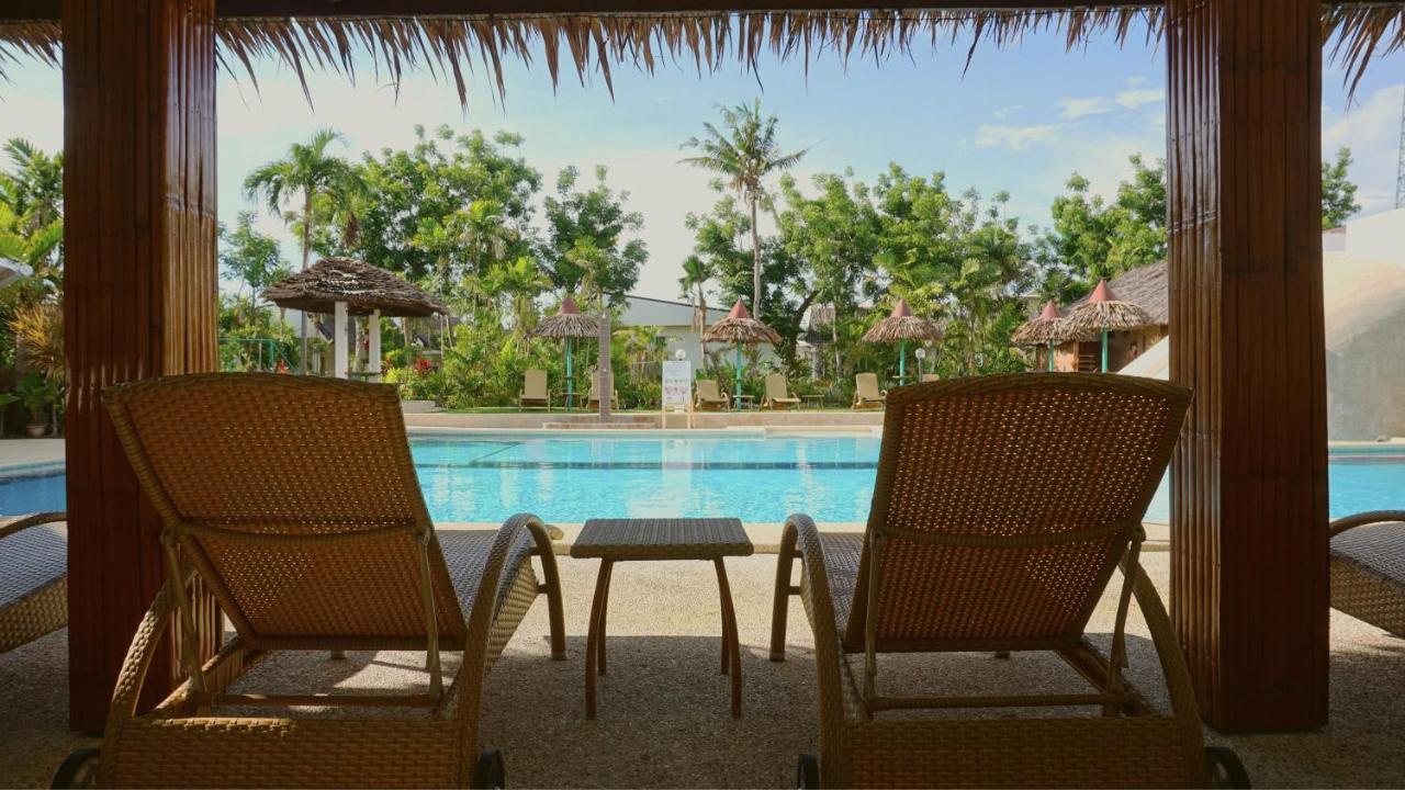 Marcosas Cottages Resort Moalboal Exterior photo